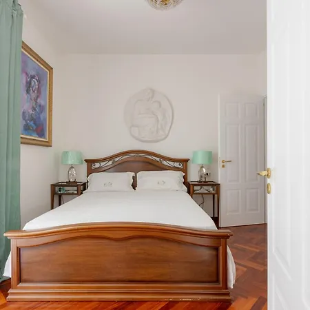 Casa Bianca 1